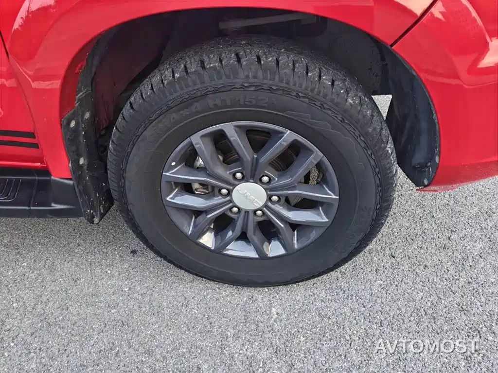 Jiangling Yuhu 7 2022 2.0T Automatic Diesel 4WD Comfort Long Wheelbase — фото 18