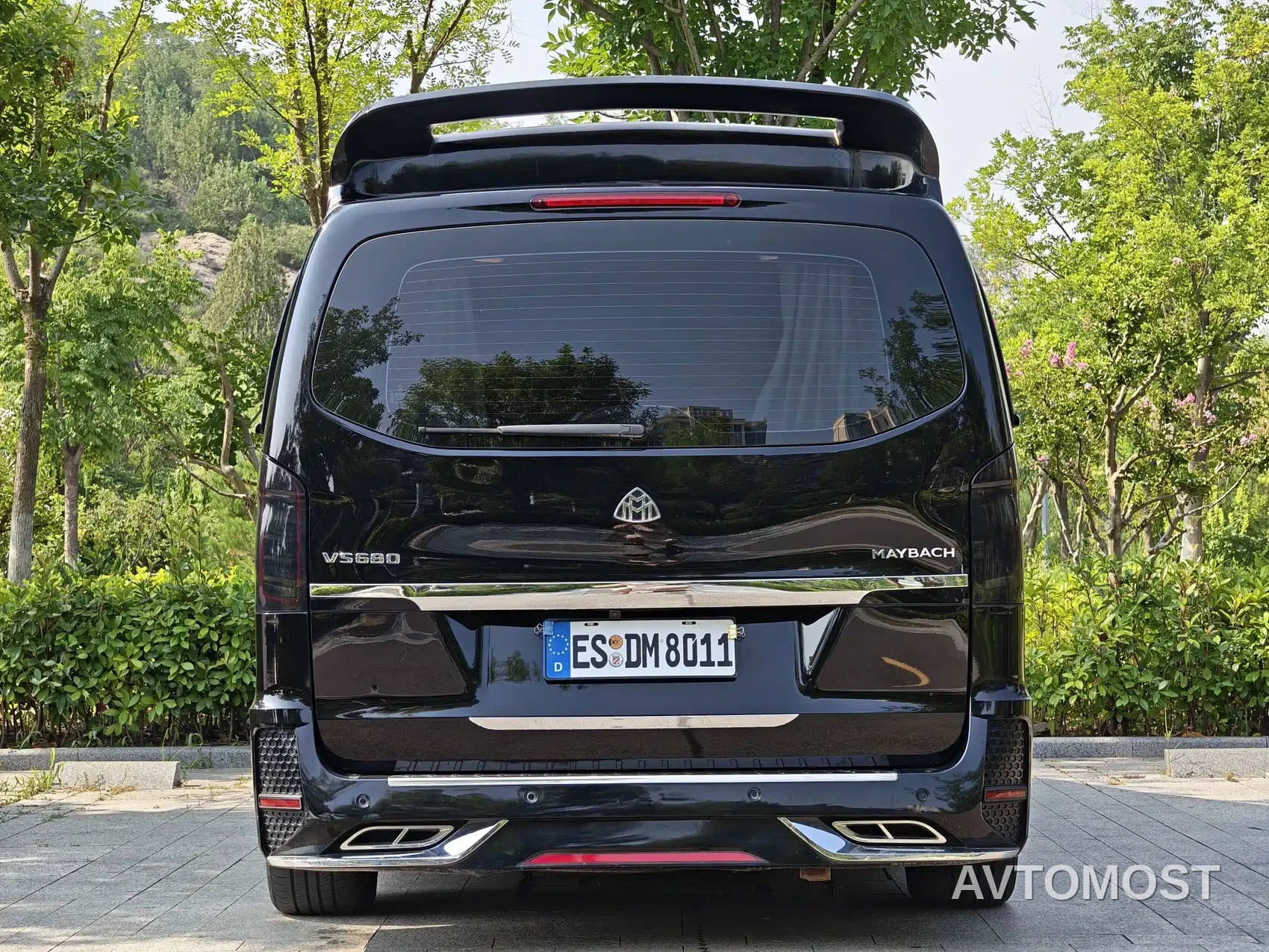 Mercedes-Benz Vito 2023 2.0T Business 7-Seater — фото 8