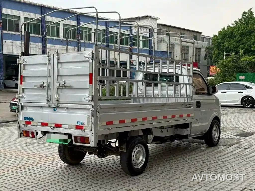 Ruichi New Energy EC31 2022 Standard Van 39.42kWh — фото 5