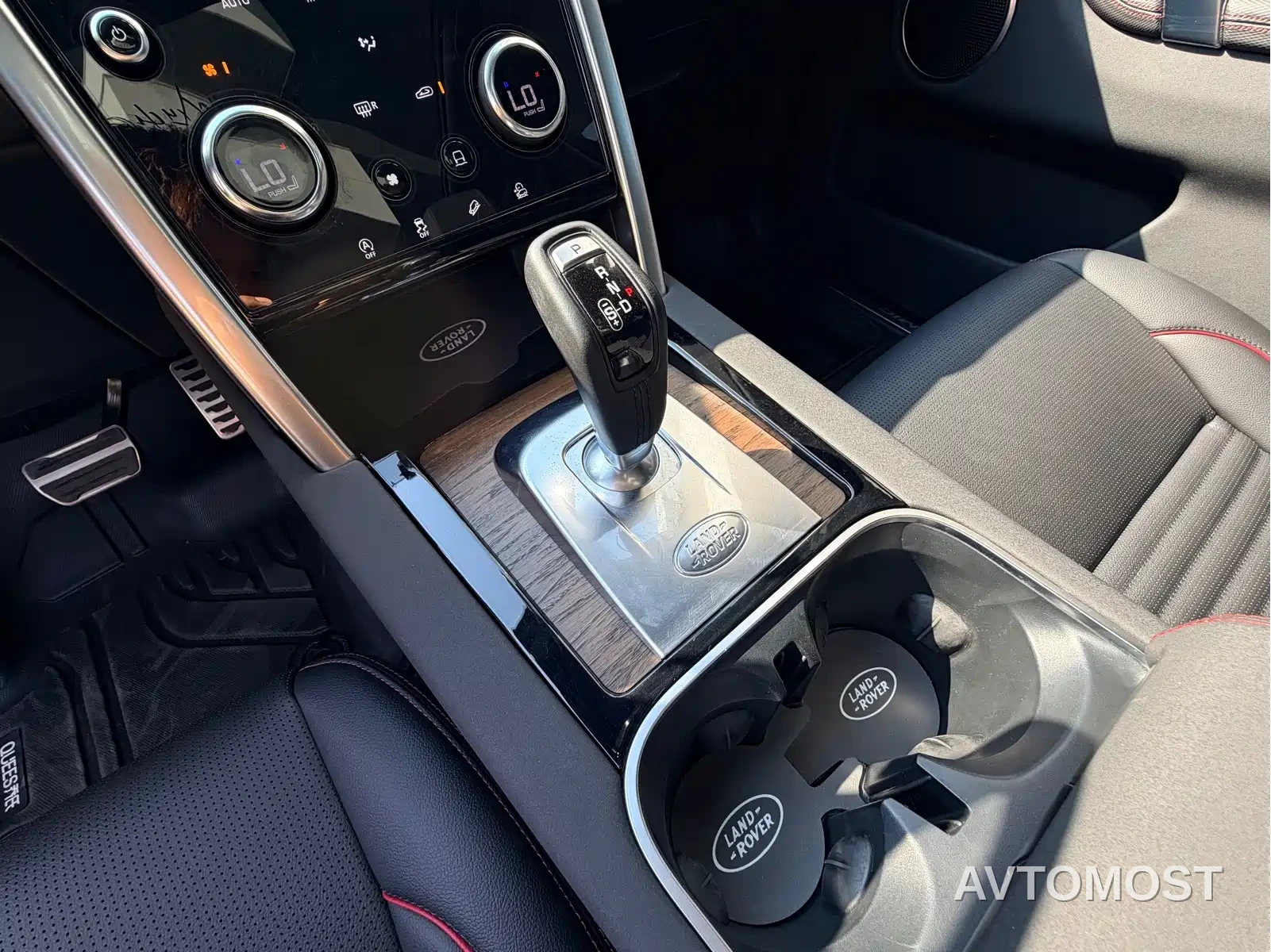 Land Rover Discovery Sport 2023 249PS R-Dynamic S Performance Version — фото 13