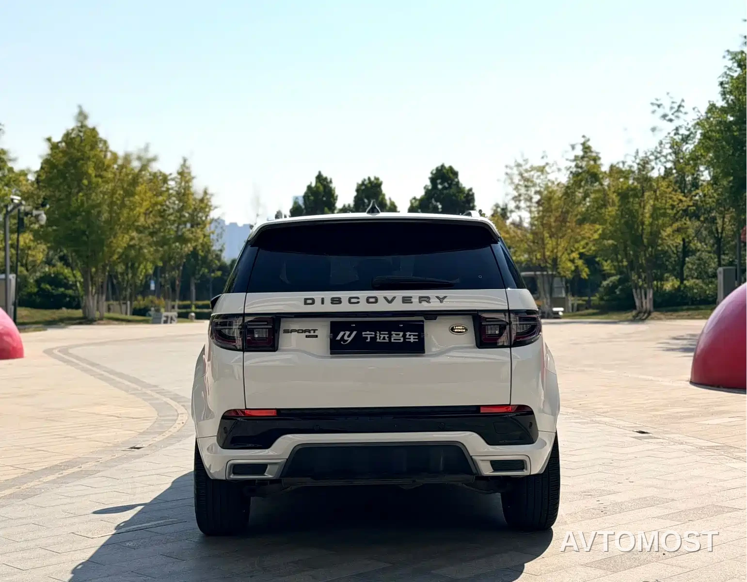 Land Rover Discovery Sport 2023 249PS R-Dynamic S Performance Version — фото 20