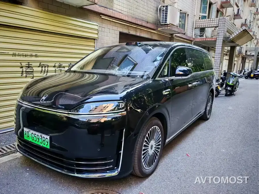 Zhijie Zunjie MPV 2026 Model Mid-Range Edition