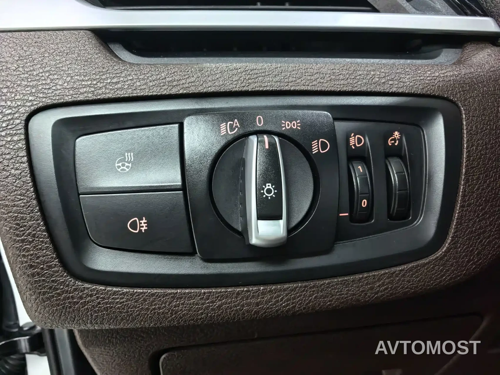 BMW X1 2022 sDrive25Li Leading — фото 12