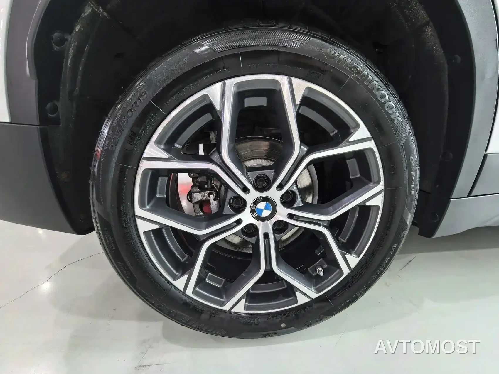 BMW X1 2022 sDrive25Li Leading — фото 24