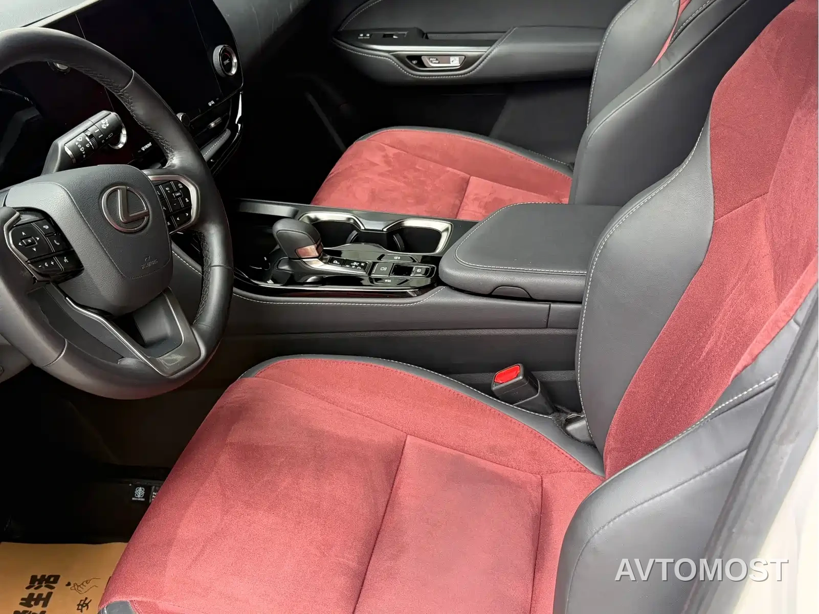 Lexus NX 2022 260 FWD Innovation Edition — фото 6