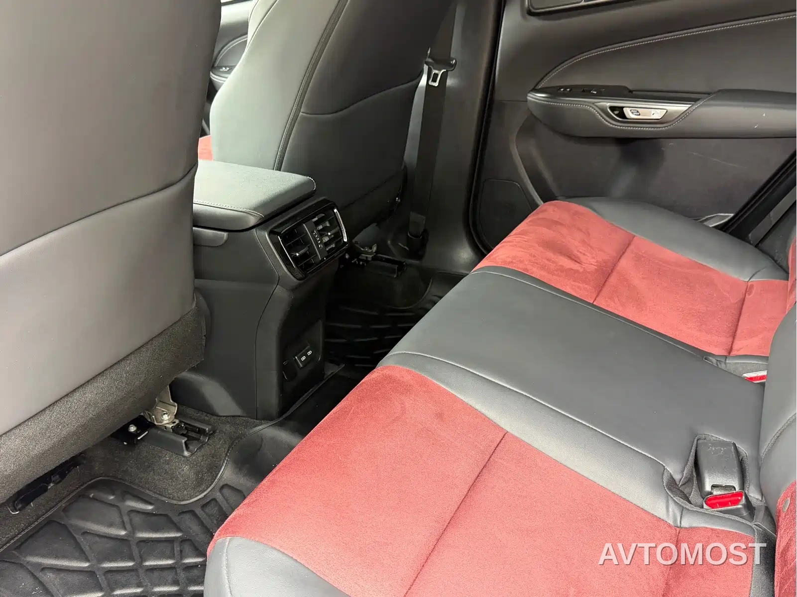 Lexus NX 2022 260 FWD Innovation Edition — фото 10