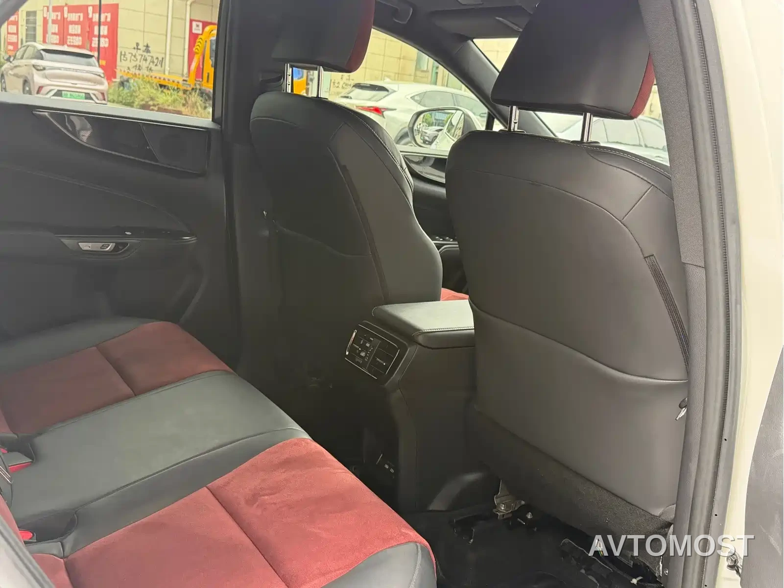 Lexus NX 2022 260 FWD Innovation Edition — фото 11