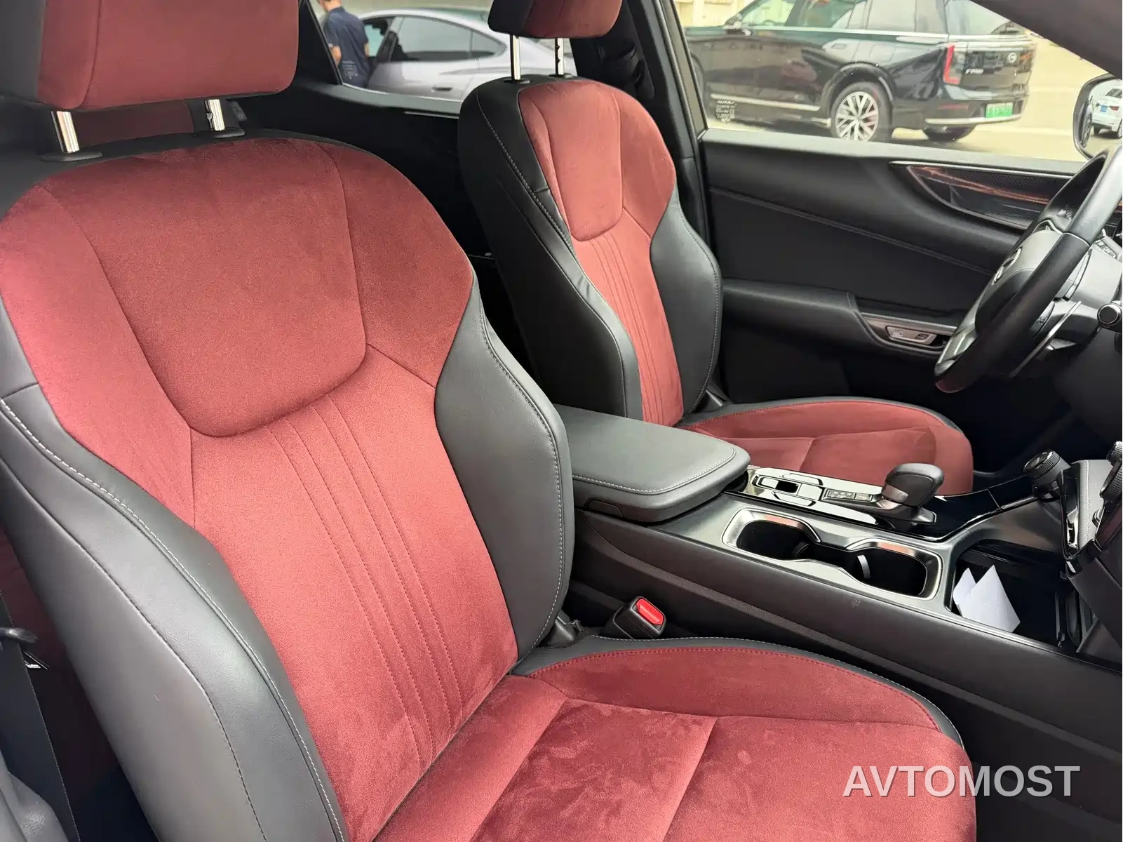 Lexus NX 2022 260 FWD Innovation Edition — фото 13