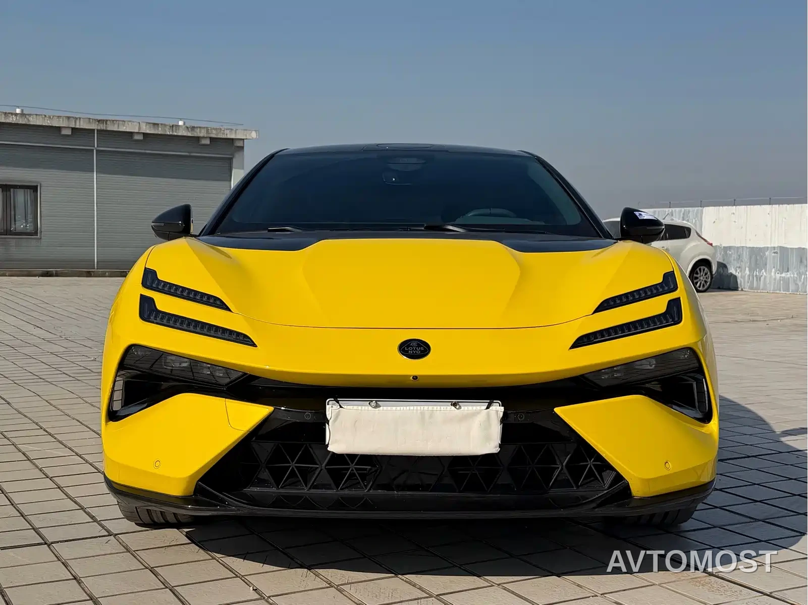 Lotus Cars EMEYA Blossom 2024 EMEYA S+ — фото 2