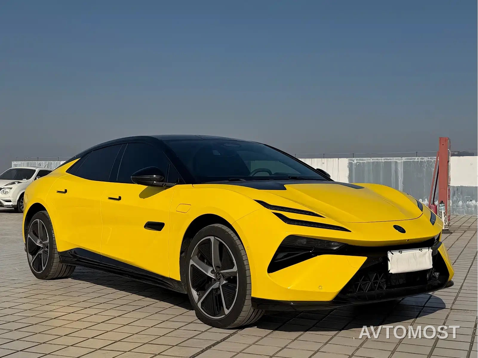Lotus Cars EMEYA Blossom 2024 EMEYA S+ — фото 3