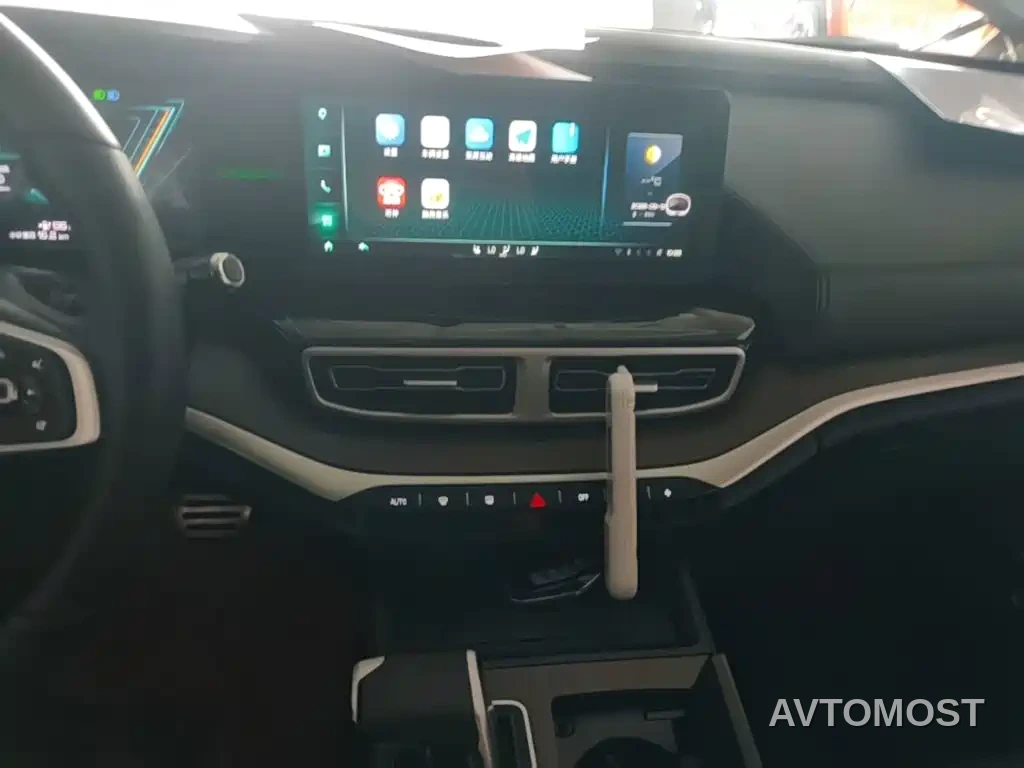 Chery New Energy Big Ant 2022 Drive Cabin — фото 12