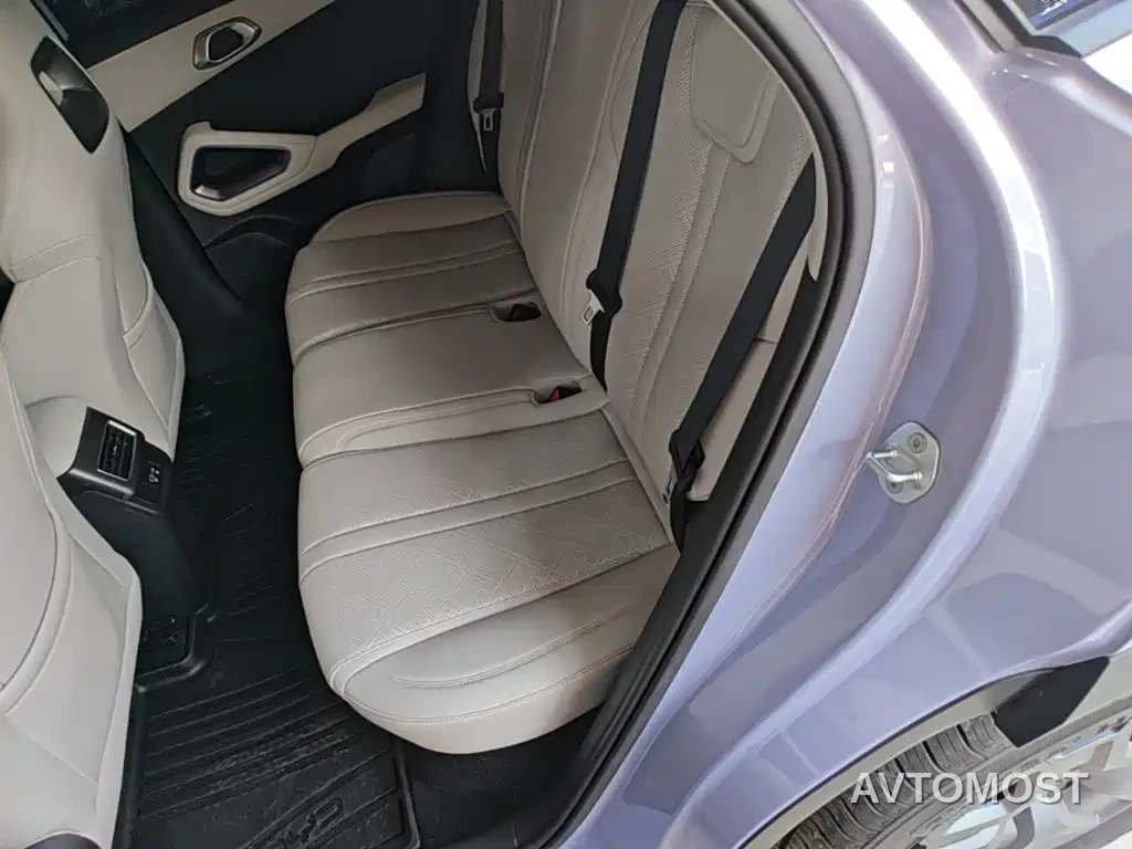 BYD Yuan UP 2025 Model 301KM Navigator — фото 16