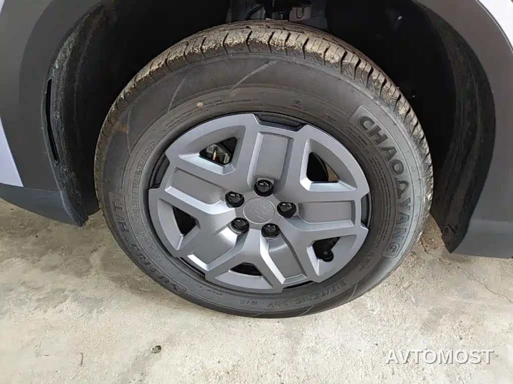 BYD Yuan UP 2025 Model 301KM Navigator — фото 22
