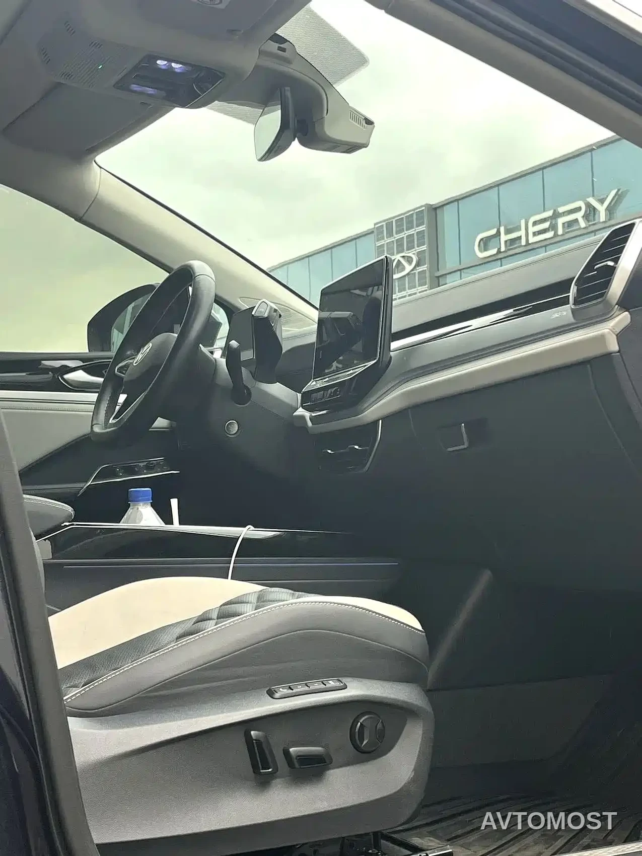 Volkswagen ID.6 CROZZ 2022 Long Range PRO Edition — фото 7