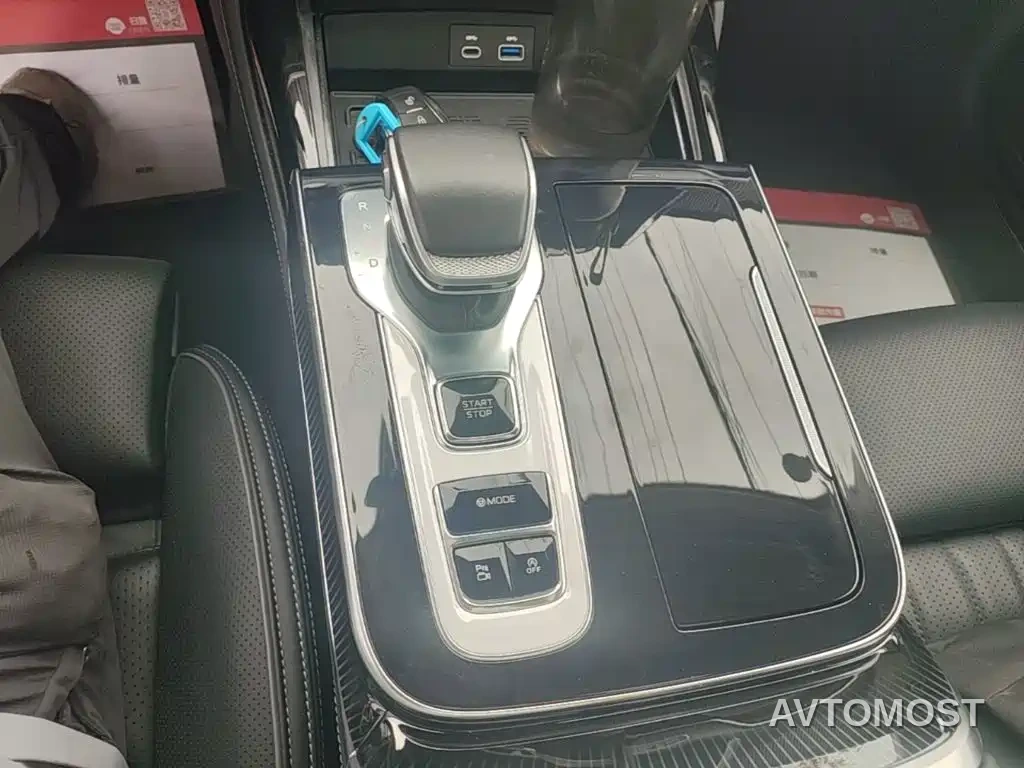 Hongqi H9 2025 2.0T 2WD Qichang Luxury Business Edition 5-seater — фото 13