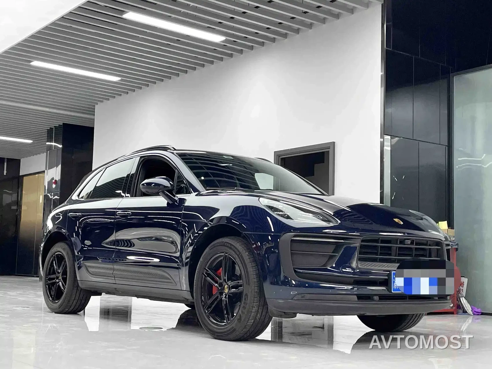 Porsche Macan 2022 Macan 2.0T — фото 2