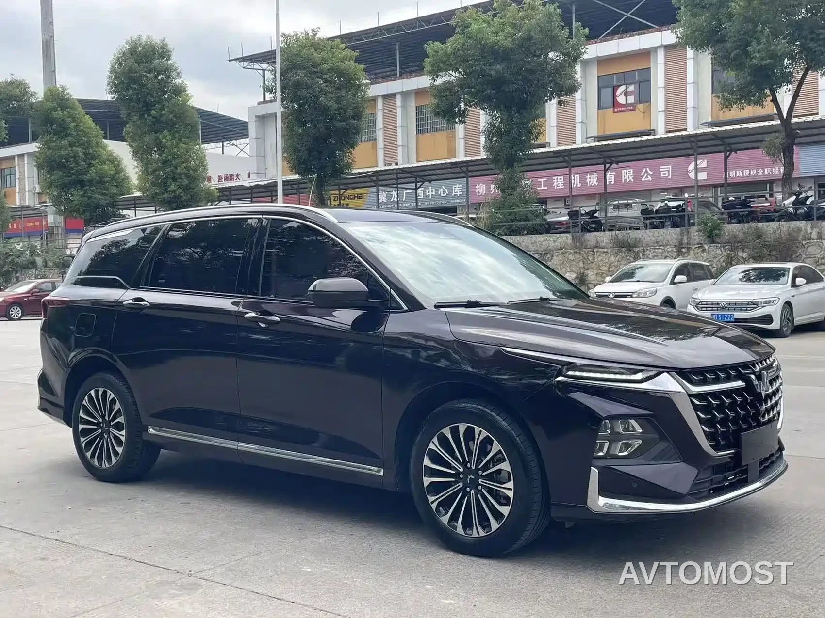 Wuling Victory 2023 2.0L DHT Luxury Edition — фото 3