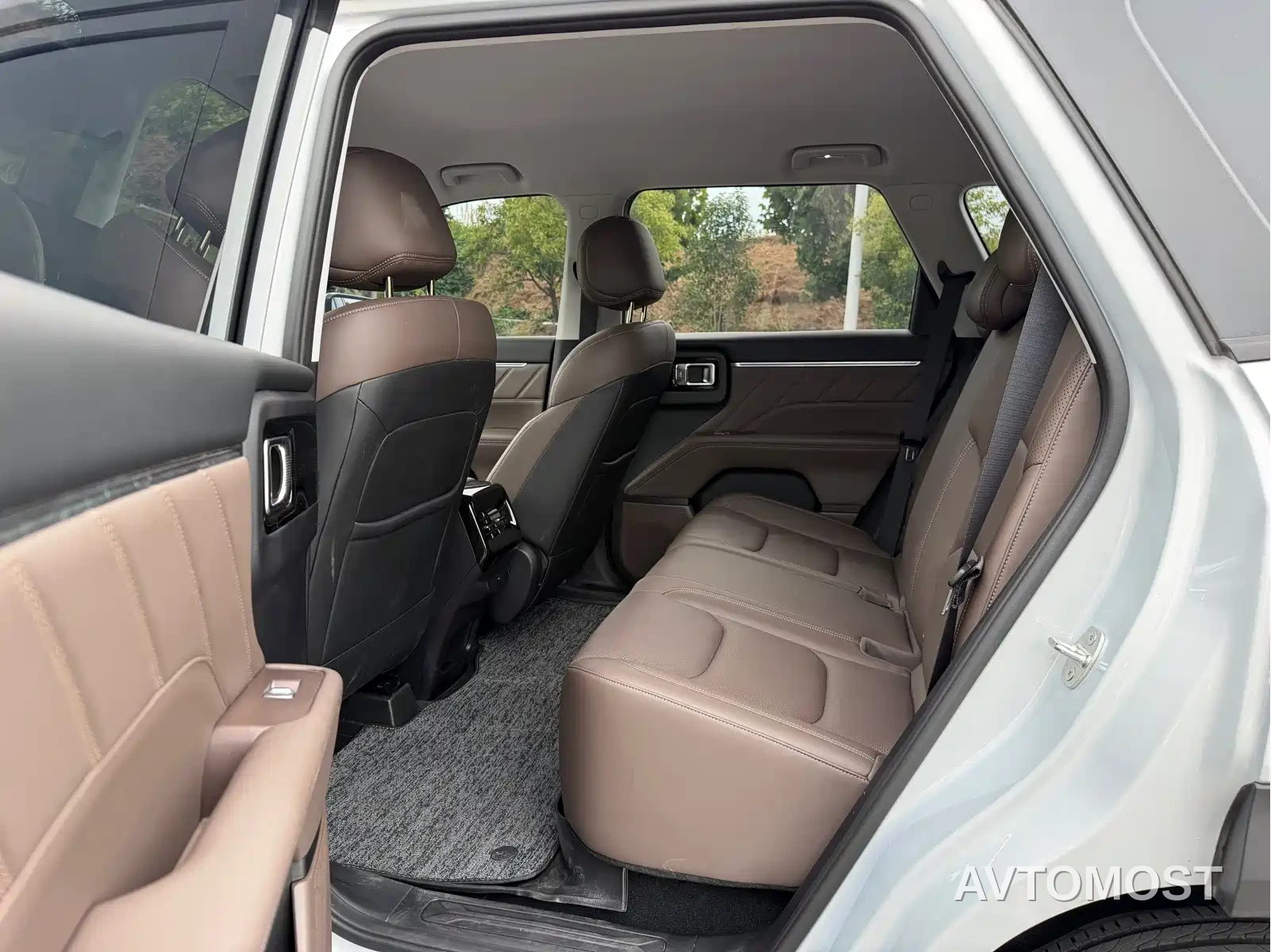 Wuling Motors Starlight 560 NEV 2025 Model Pure Electric Version 5-seater — фото 9