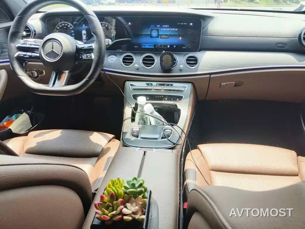 Mercedes-Benz E-Class New Energy 2022 Facelift II E 350 e L Plug-in Hybrid Sports Sedan — фото 11