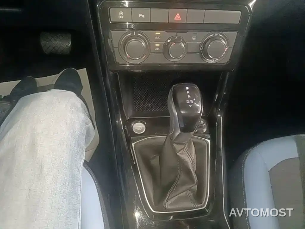 Volkswagen Tharu 2025 New Edge 1.5L Aspiration Edition — фото 11