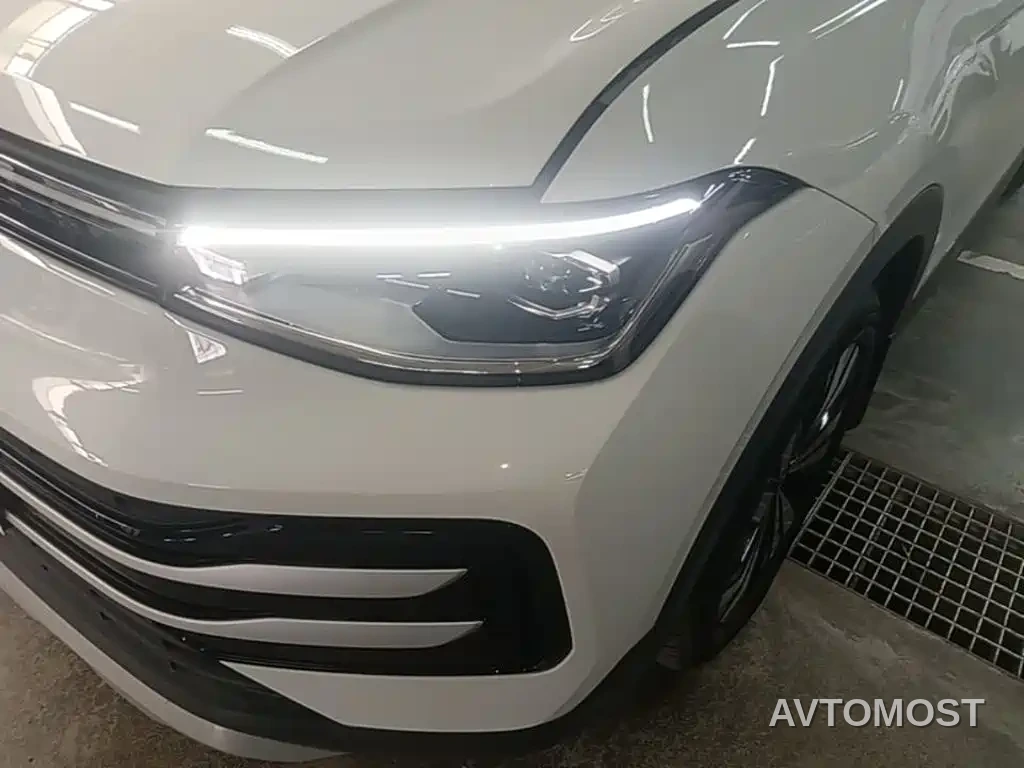 Volkswagen Tharu 2025 New Edge 1.5L Aspiration Edition — фото 21