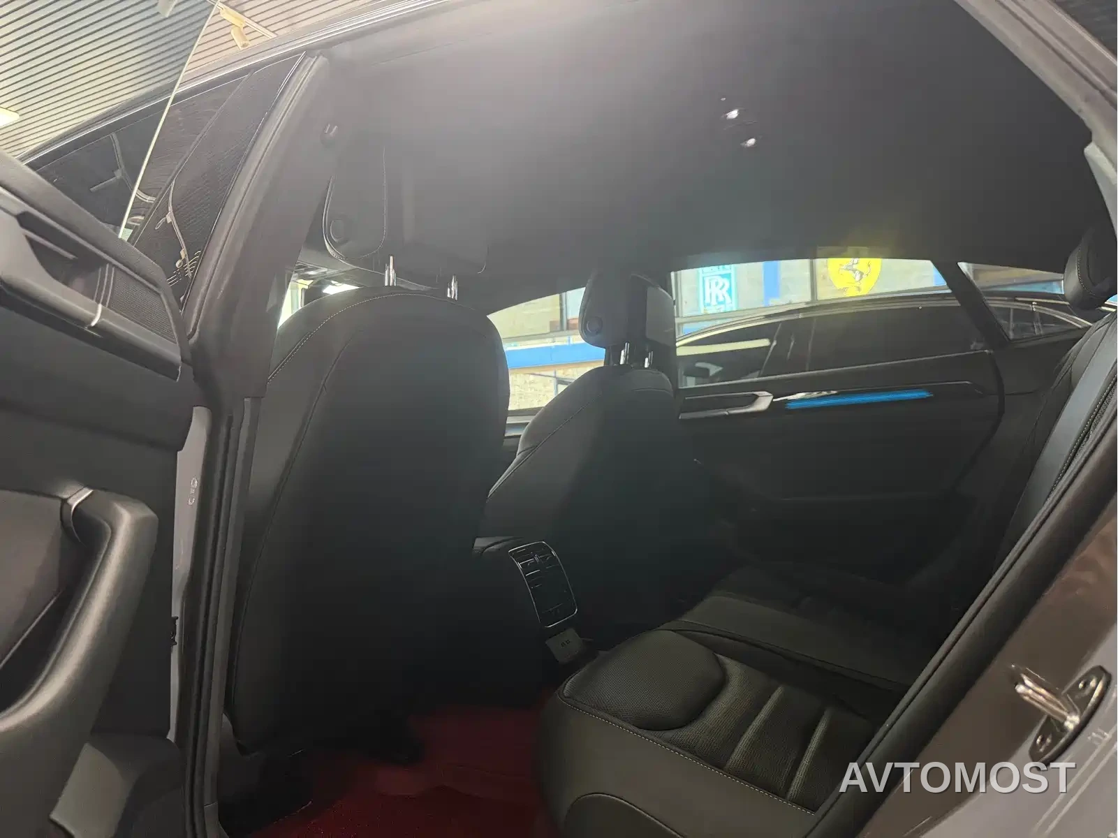 Volkswagen FAW-Volkswagen CC 2023 380TSI Eye-catching Edition — фото 4
