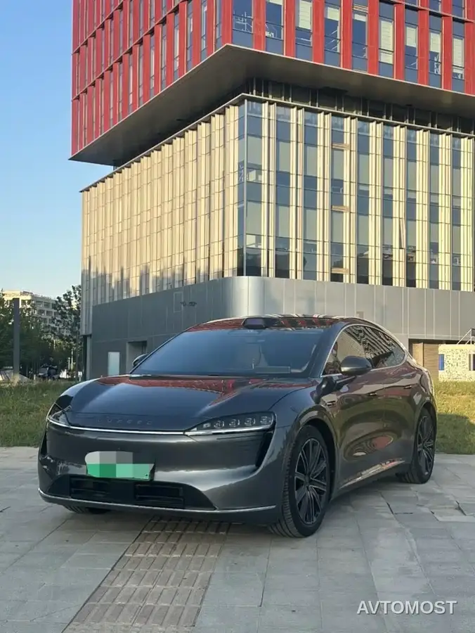 Zhijie Luxeed R7 2024 Pure Electric 736km Ultra
