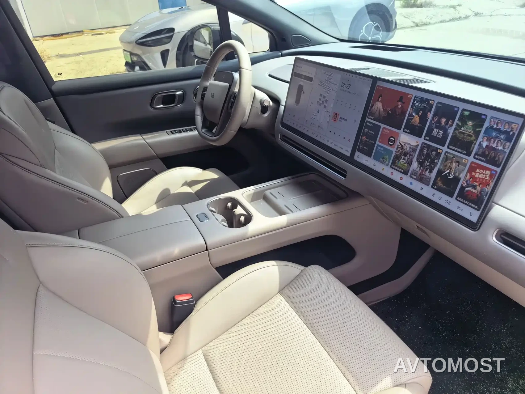 Li Auto i6 2025 2WD Base Model — фото 3