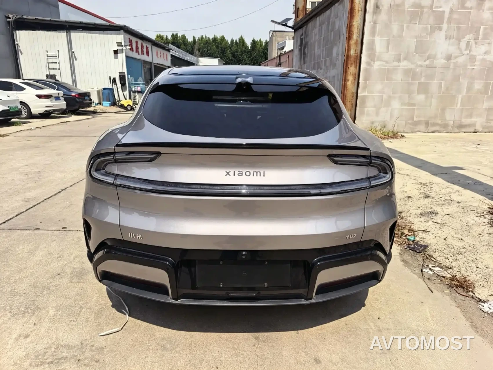 Xiaomi YU7 2025 Extended Range RWD Edition — фото 13