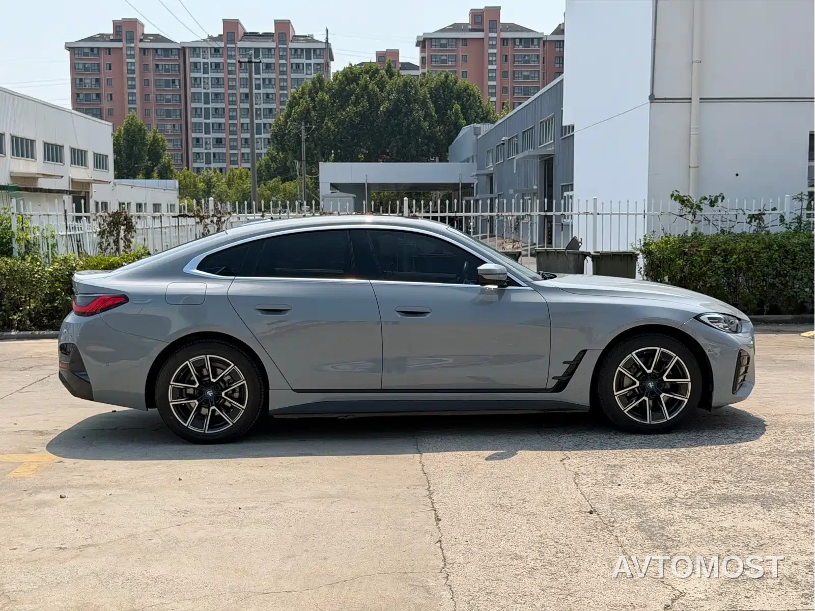 BMW i4 2023 eDrive40 — фото 16