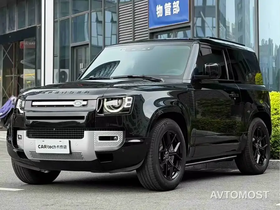 Land Rover Defender 2023 Model 90 3.0T P400 XS
