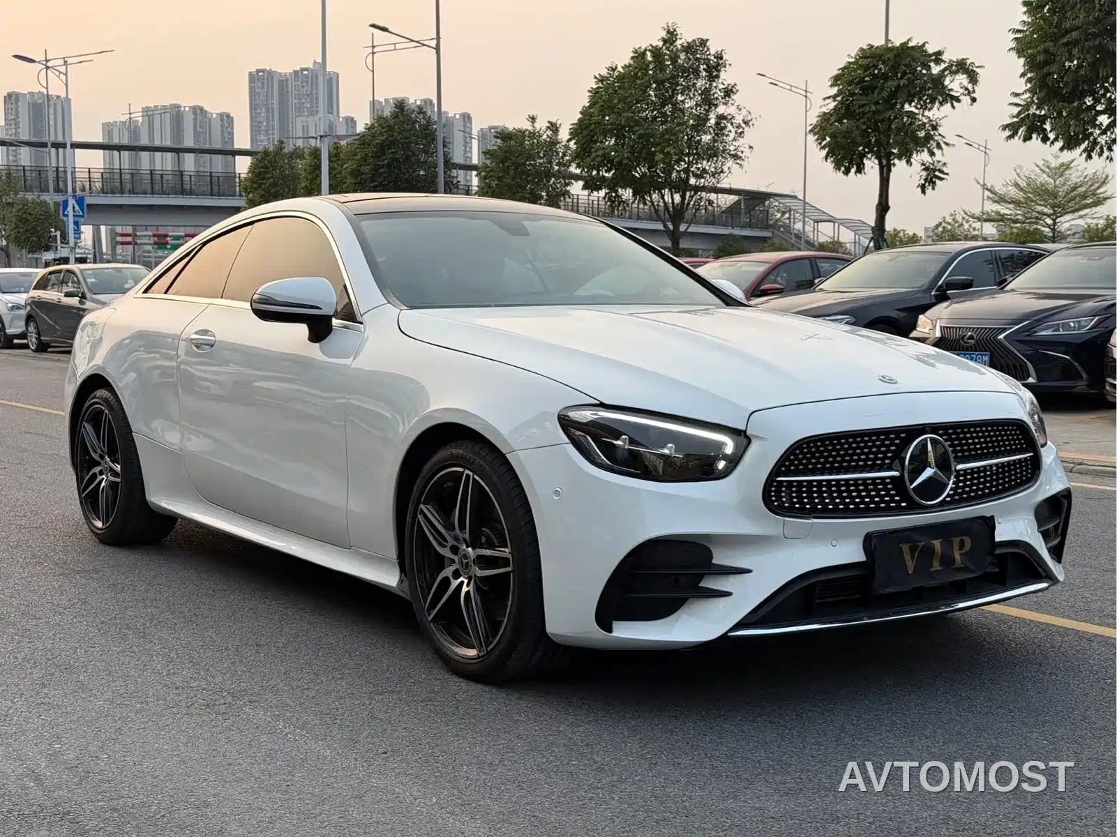Mercedes-Benz E-Class (Import) 2021 E 260 Coupe — фото 3