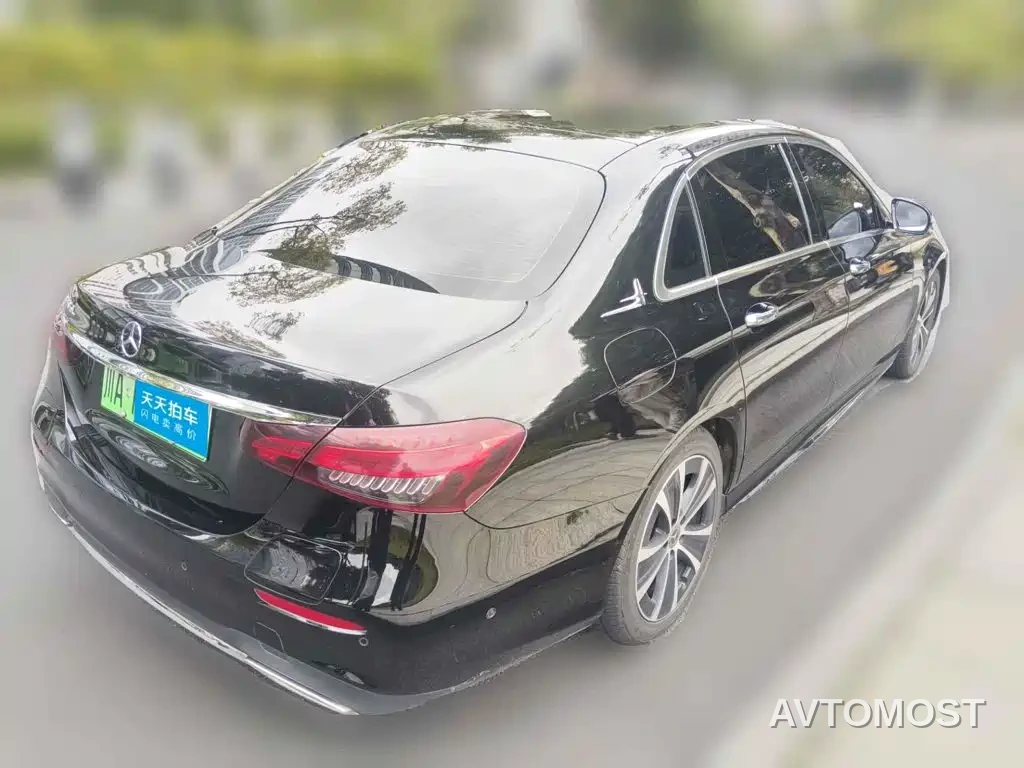 Mercedes-Benz E-Class New Energy 2023 E 350 e L Plug-in Hybrid Sport Sedan — фото 2