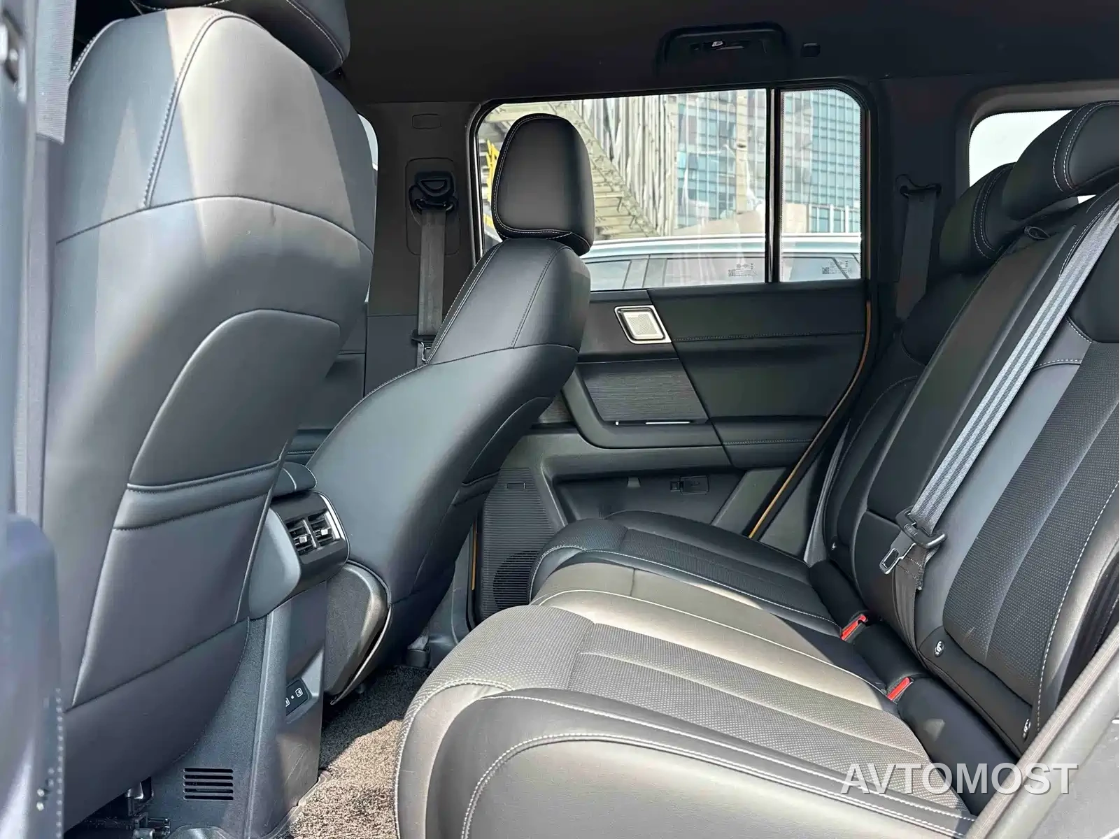 Chery Fengyun Storm X3L 2025 Model 4WD Premium Edition — фото 8