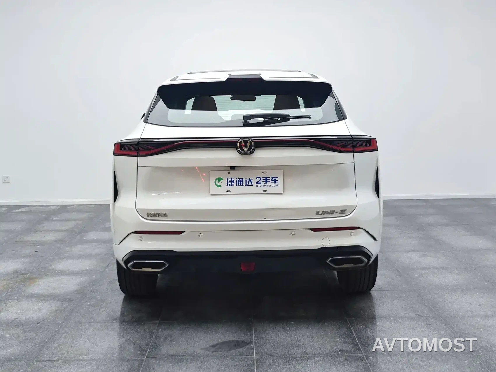 Changan UNI-Z New Energy 2024 Blue Whale Smart Electric iDD 125km Excellence Model — фото 7