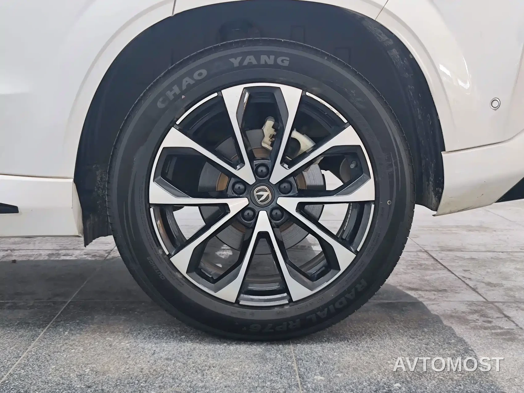 Changan UNI-Z New Energy 2024 Blue Whale Smart Electric iDD 125km Excellence Model — фото 10