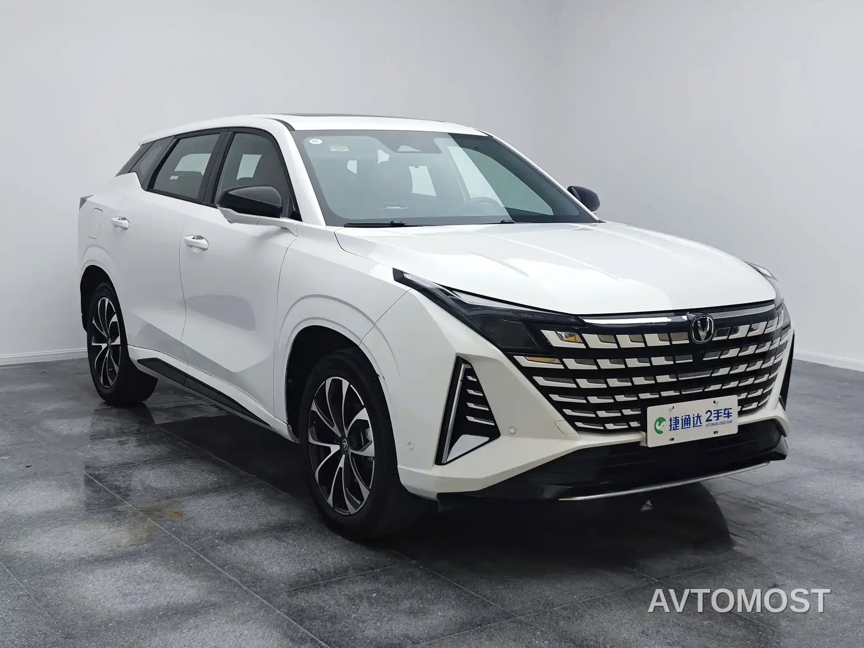 Changan UNI-Z New Energy 2024 Blue Whale Smart Electric iDD 125km Excellence Model — фото 19
