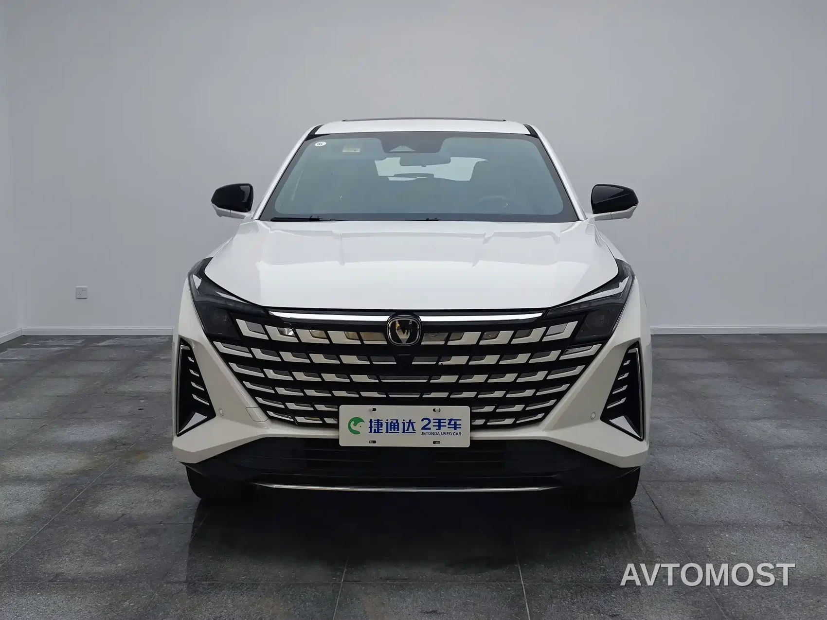 Changan UNI-Z New Energy 2024 Blue Whale Smart Electric iDD 125km Excellence Model — фото 20