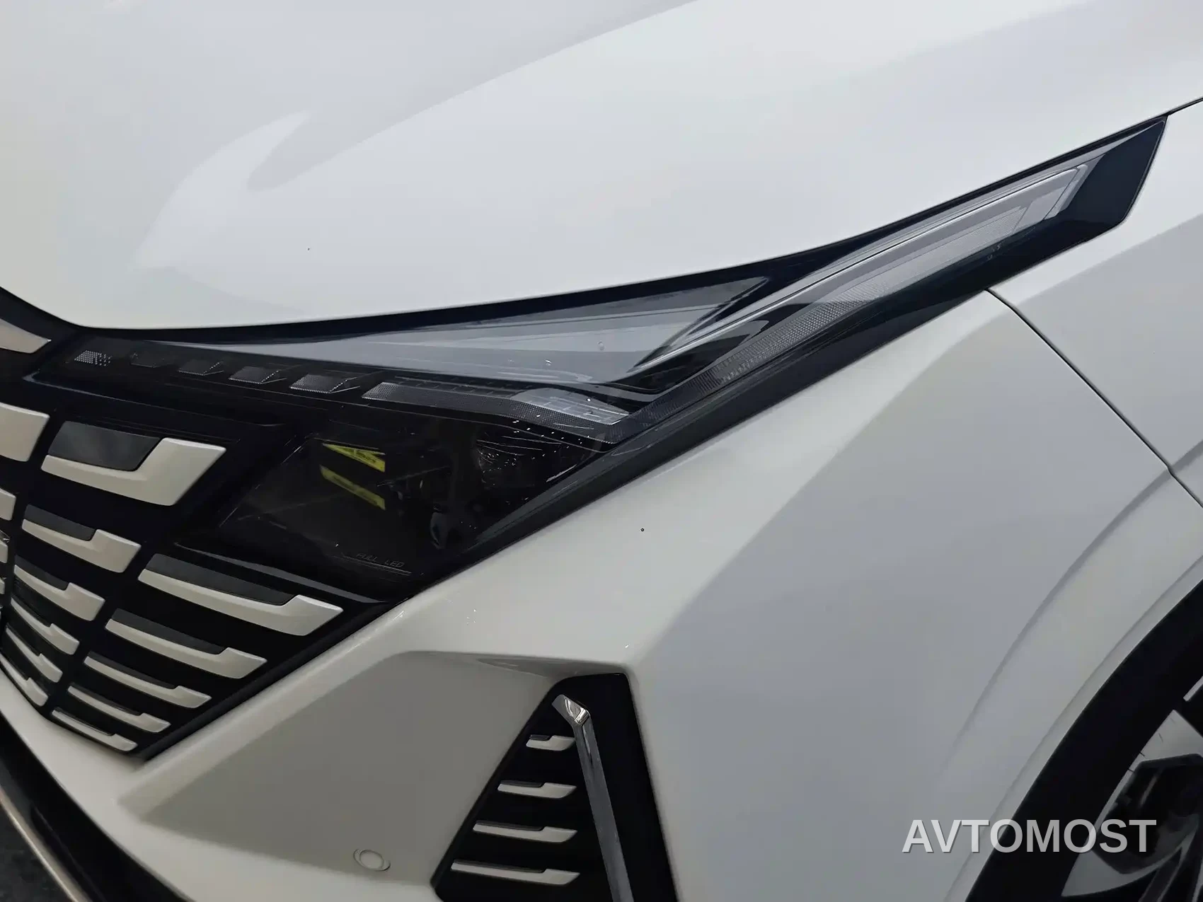Changan UNI-Z New Energy 2024 Blue Whale Smart Electric iDD 125km Excellence Model — фото 22