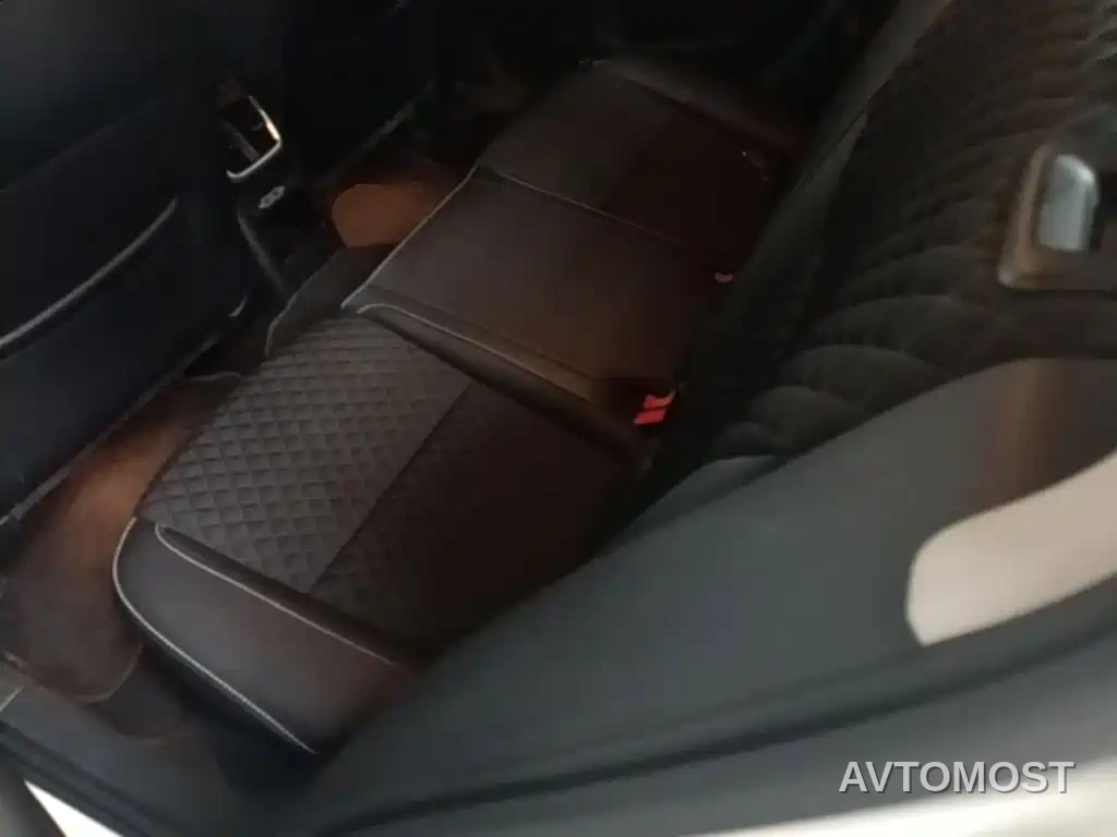 Škoda Octavia 2020 1.5L Automatic Smart Luxury Edition — фото 15