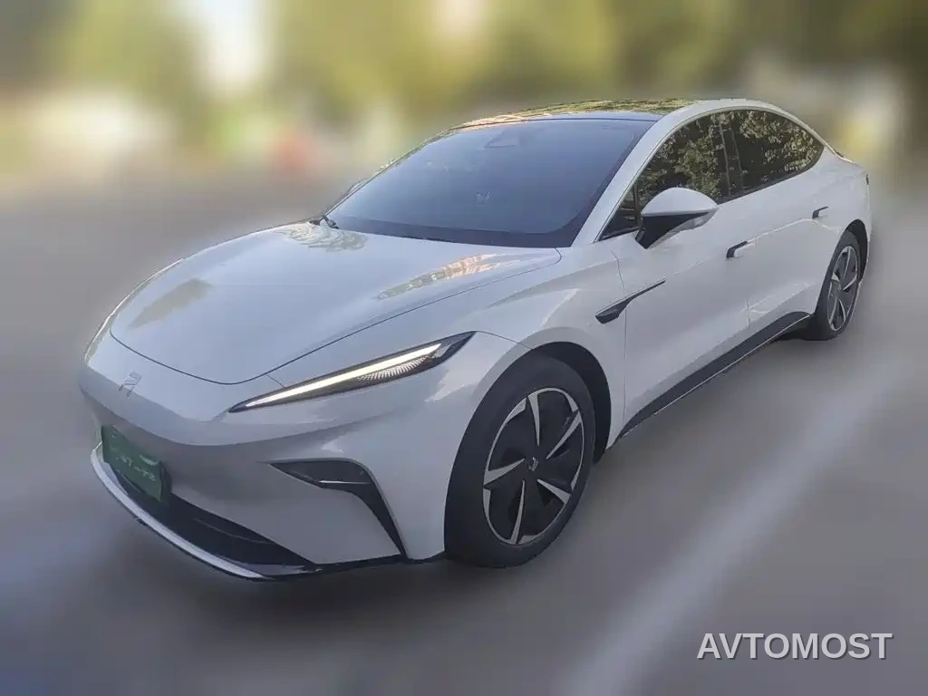 Roewe Rising Auto F7 2023 Long Range Edition — фото 2
