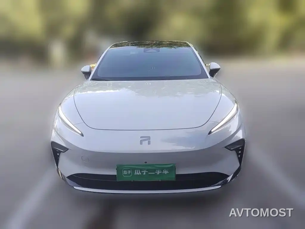 Roewe Rising Auto F7 2023 Long Range Edition — фото 3