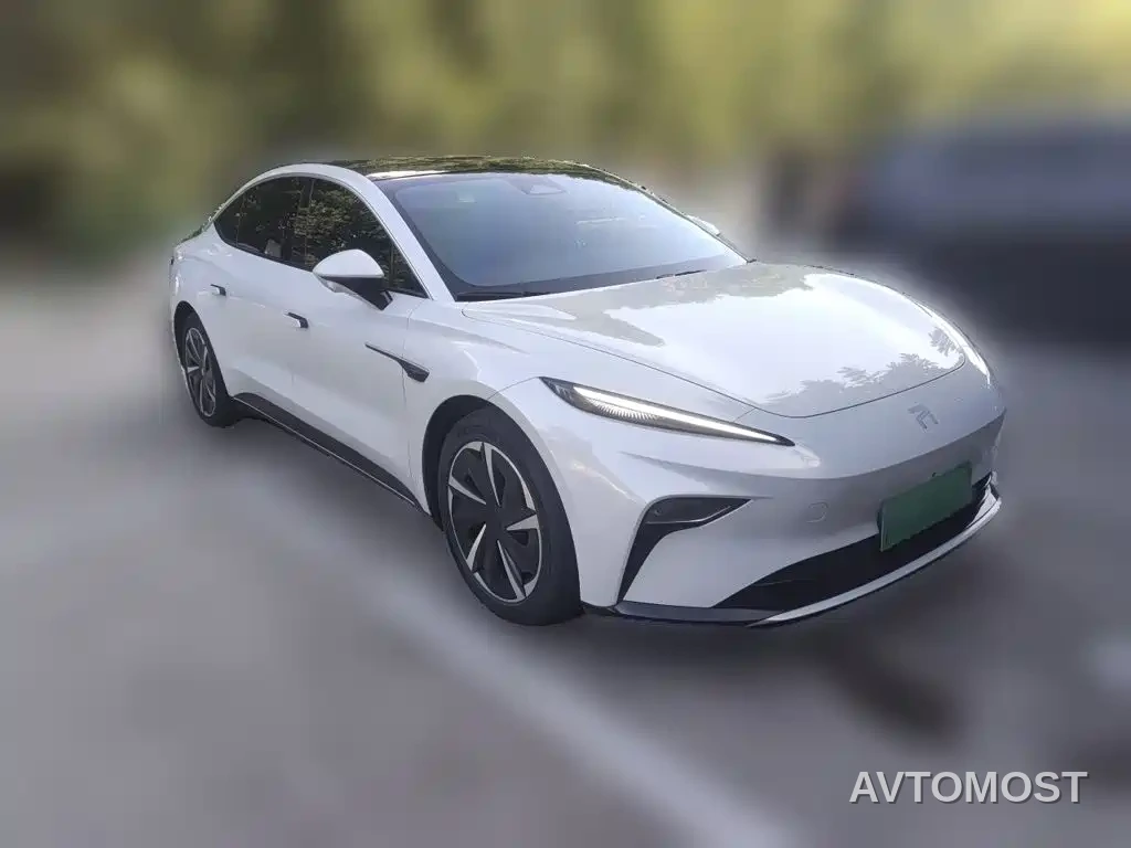 Roewe Rising Auto F7 2023 Long Range Edition — фото 4
