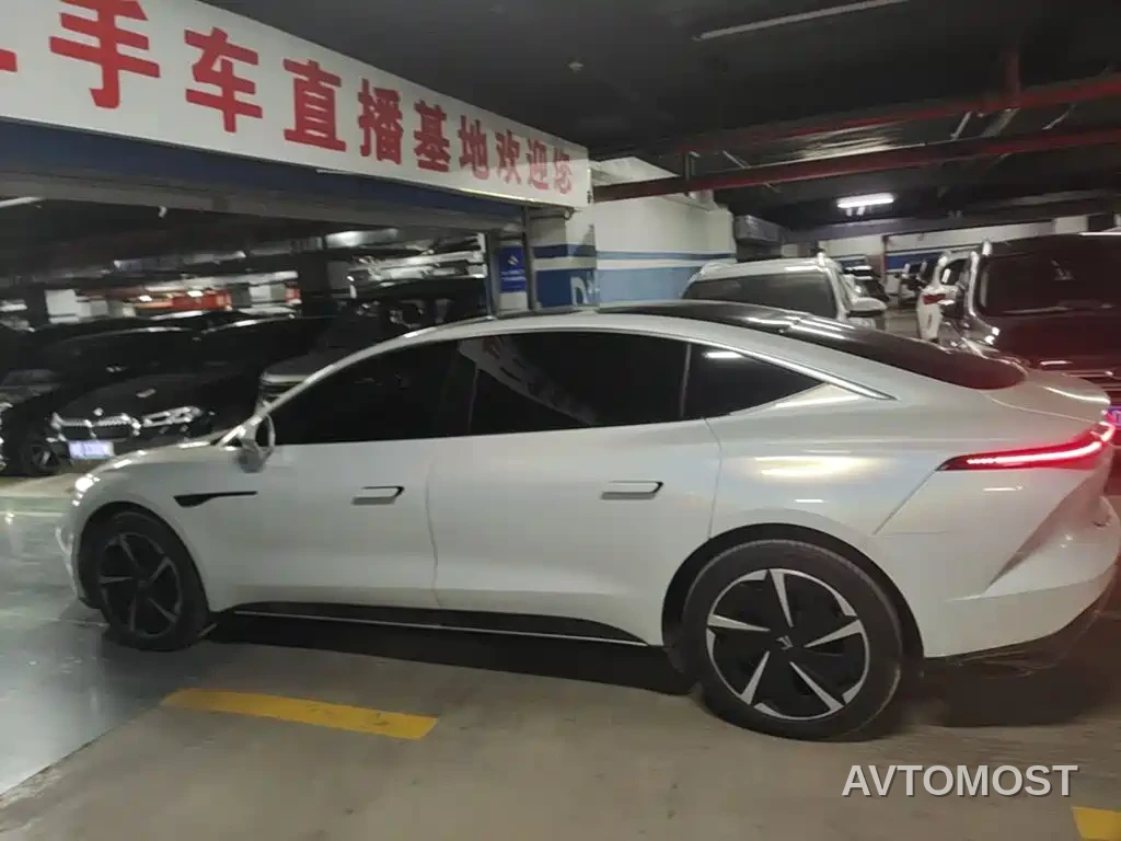 Roewe Rising Auto F7 2023 Long Range Edition — фото 5