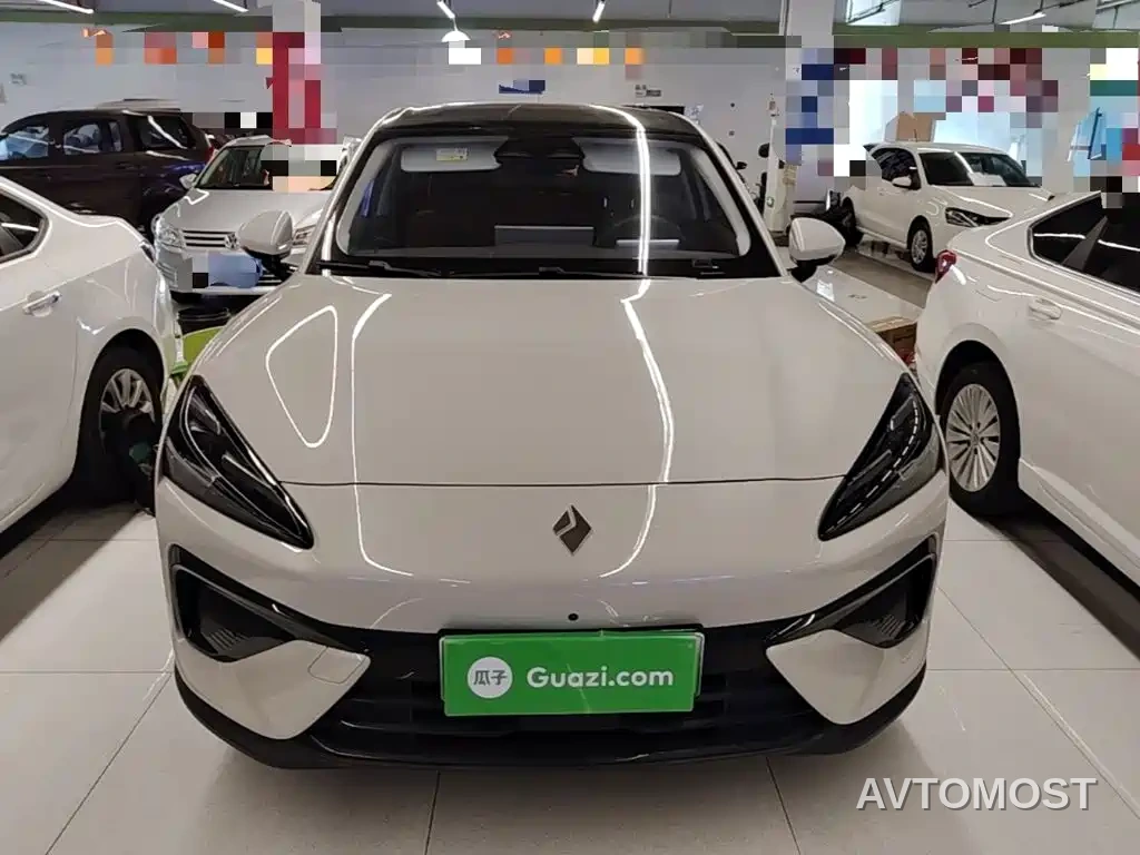 Baojun Yunhai 2024 140km Plug-in Hybrid — фото 2