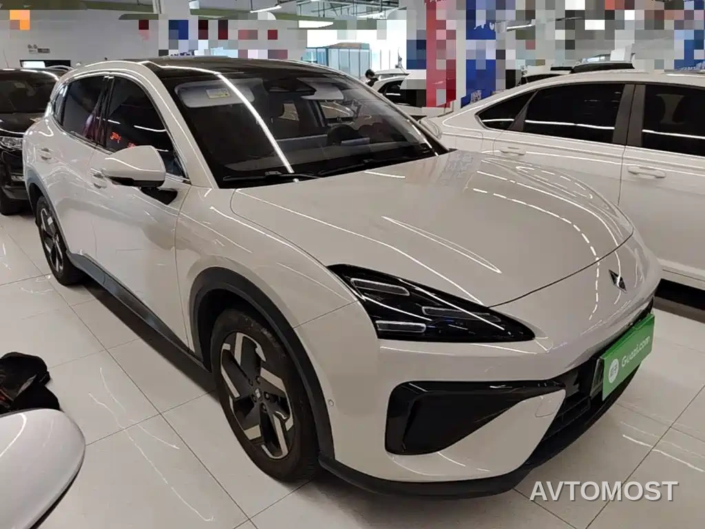 Baojun Yunhai 2024 140km Plug-in Hybrid — фото 3