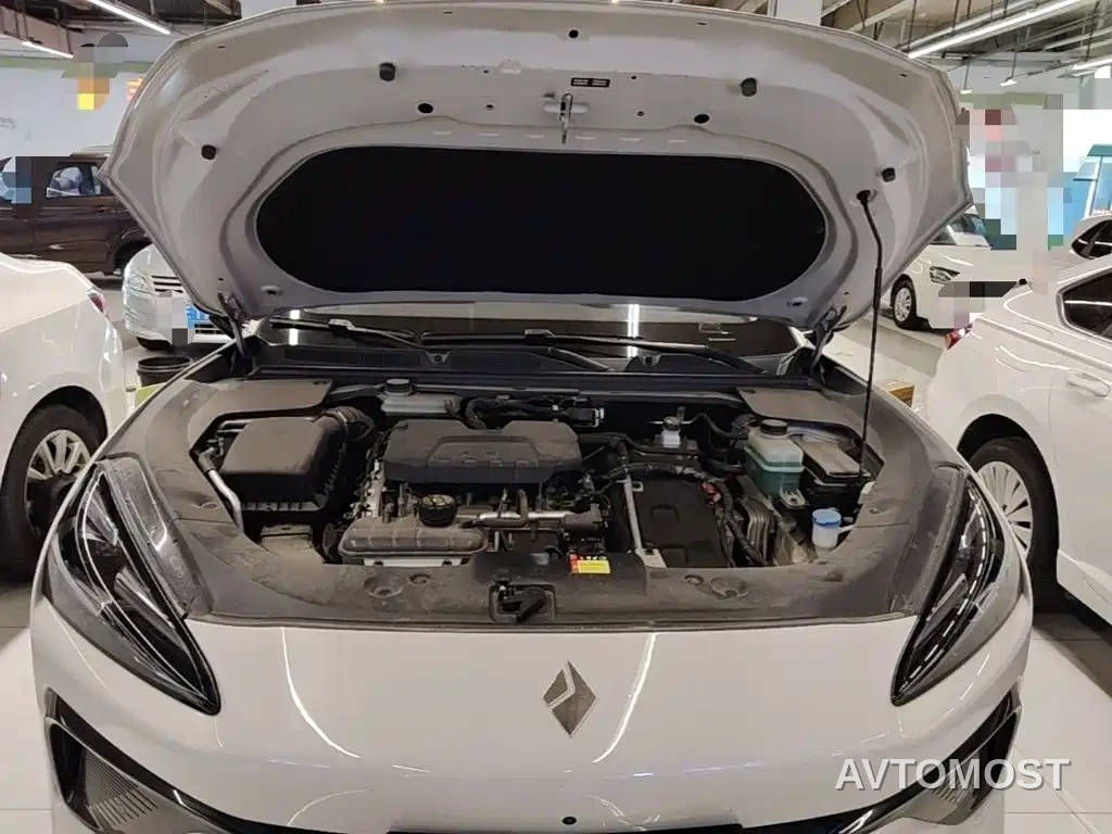 Baojun Yunhai 2024 140km Plug-in Hybrid — фото 19