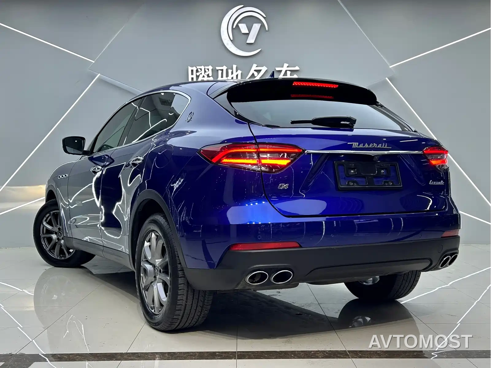 Maserati Levante 2021 3.0T Standard Edition — фото 4