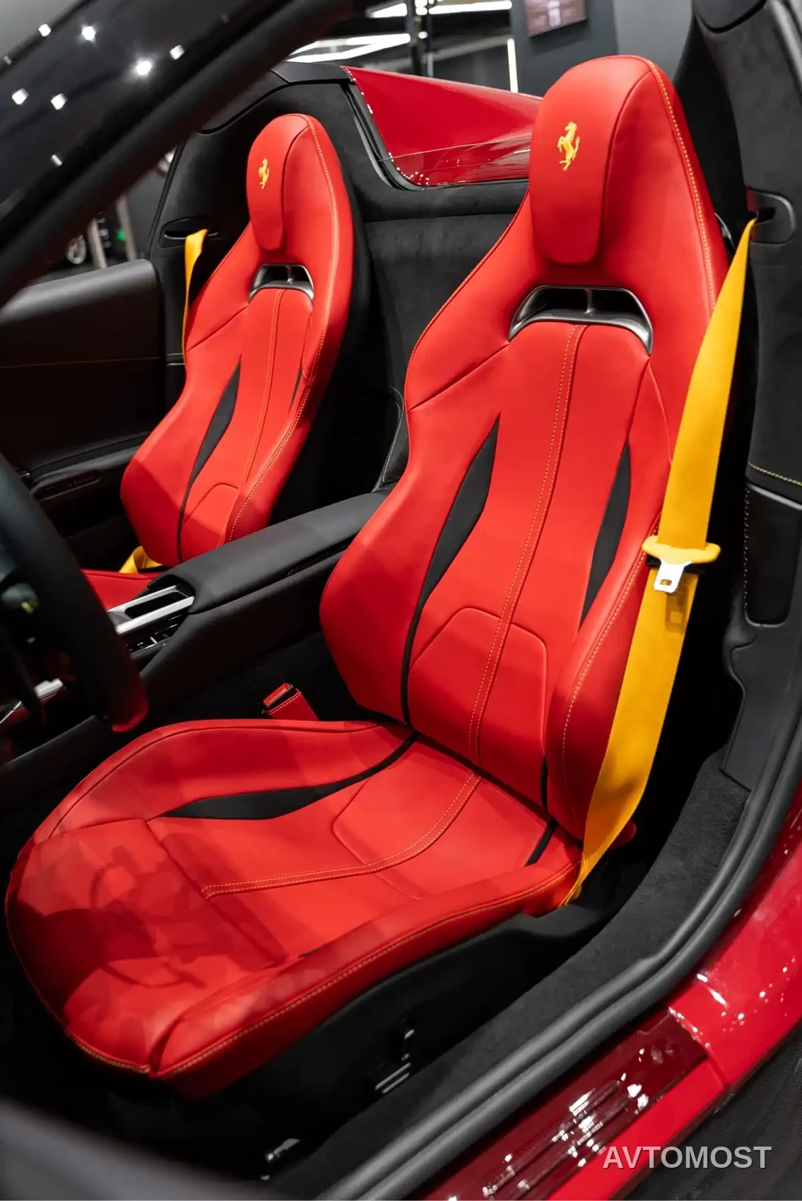 Ferrari 12Cilindri 2024 6.5L Spider — фото 10