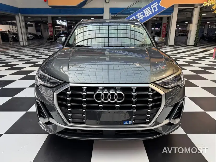 Audi Q3 2023 35 TFSI Fashion Dynamic (1.4T)